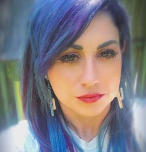 Selling new, used, and vintage clothes that I wished fit me!